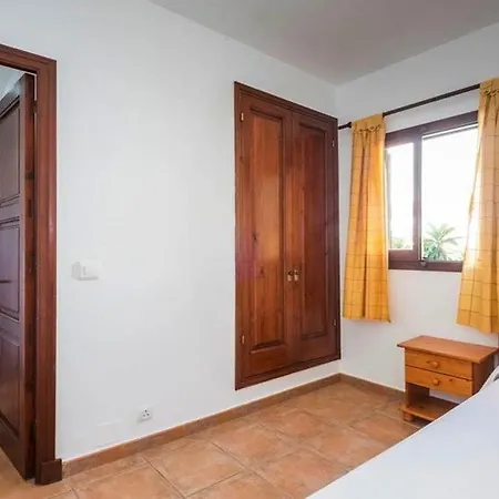 Casa De Olive - 6 Bedrooms Stunning Sea Views - Perfect For Families *