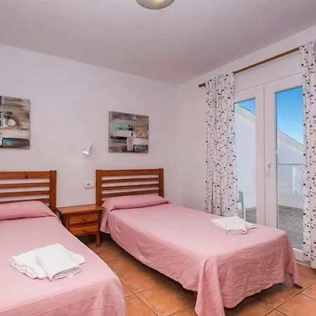 Villa Casa De Olive - 6 Bedrooms Stunning Sea Views - Perfect For Families